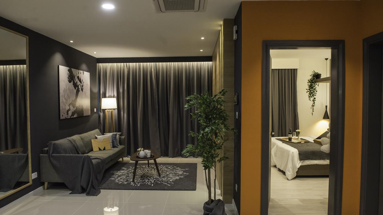 Suasana Private Suites By Subhome Johor Bahru Exterior photo
